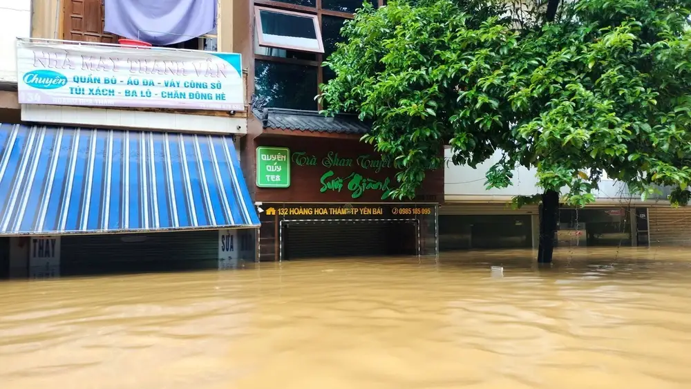 Phó Thủ tướng Lê Thành Long chỉ đạo khắc phục hậu quả mưa lũ ở Yên Bái