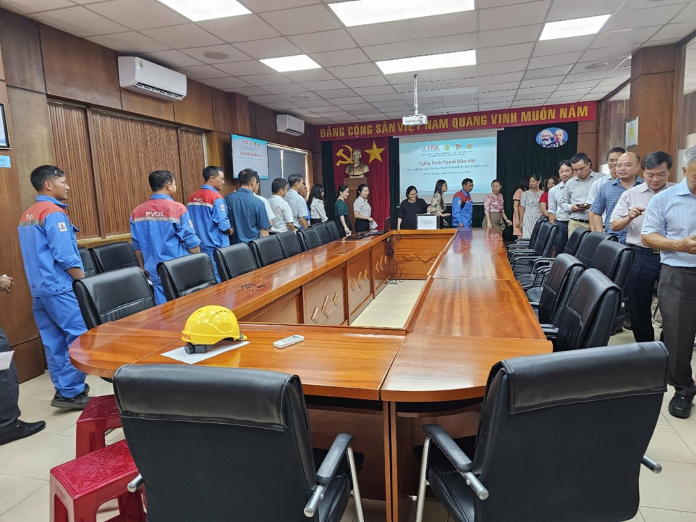    CBNV PVOIL Nhà Bè thực hiện quyên góp