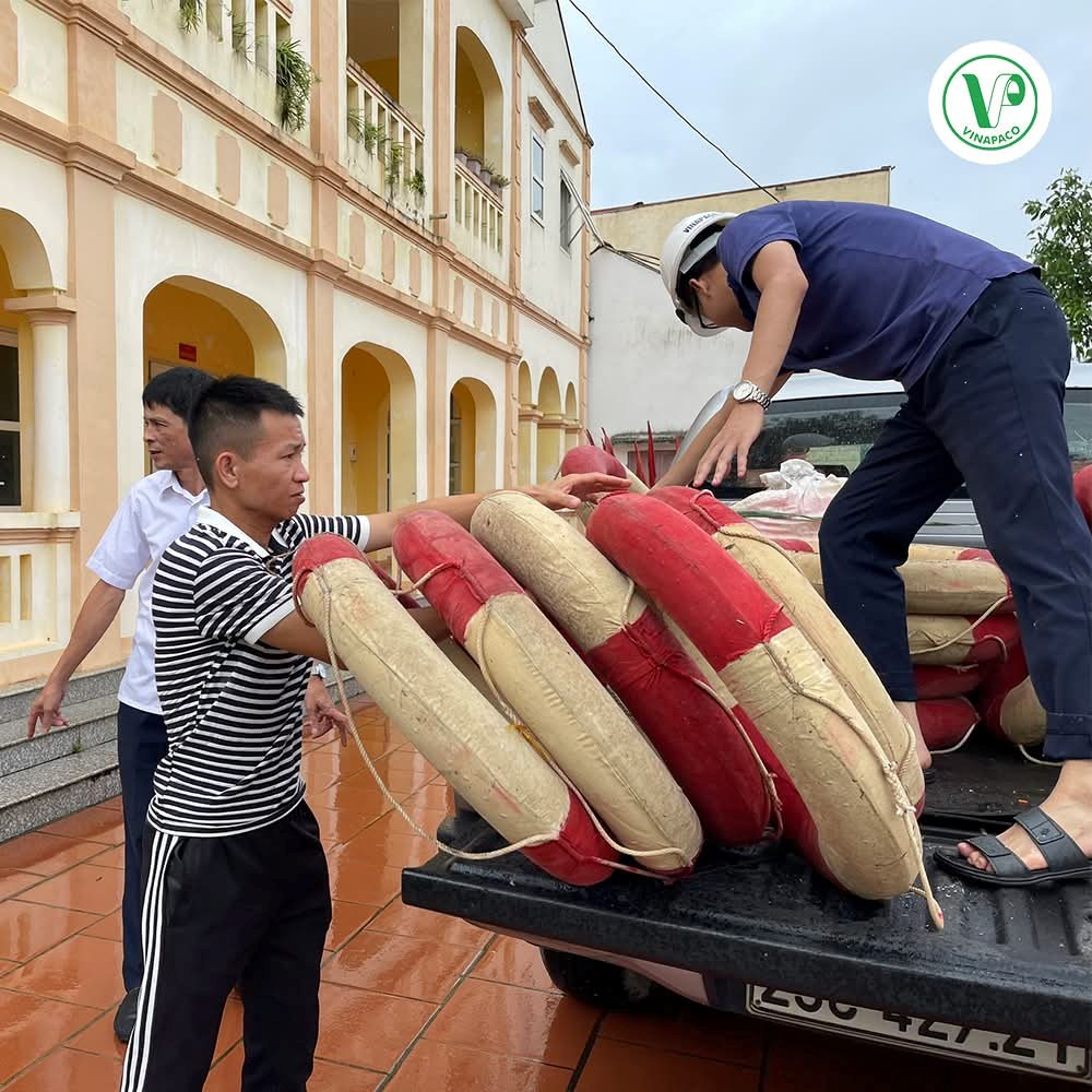 tổng công ty giấy việt nam hỗ trợ phao