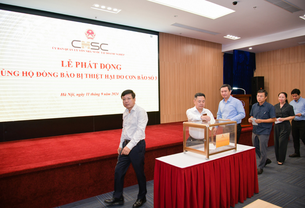 ủng hộ 