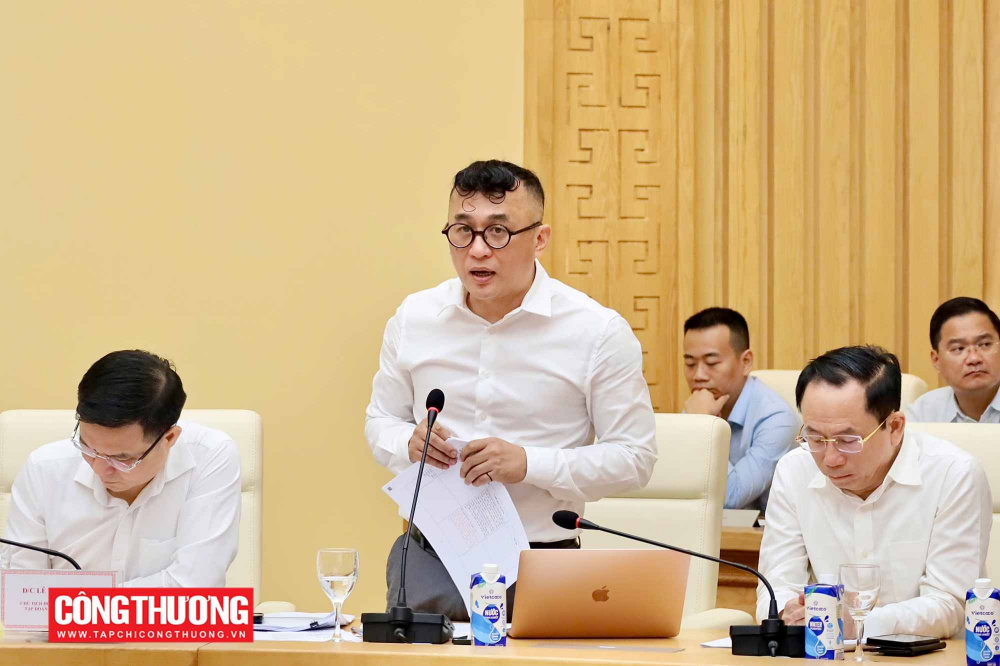 tập đoàn