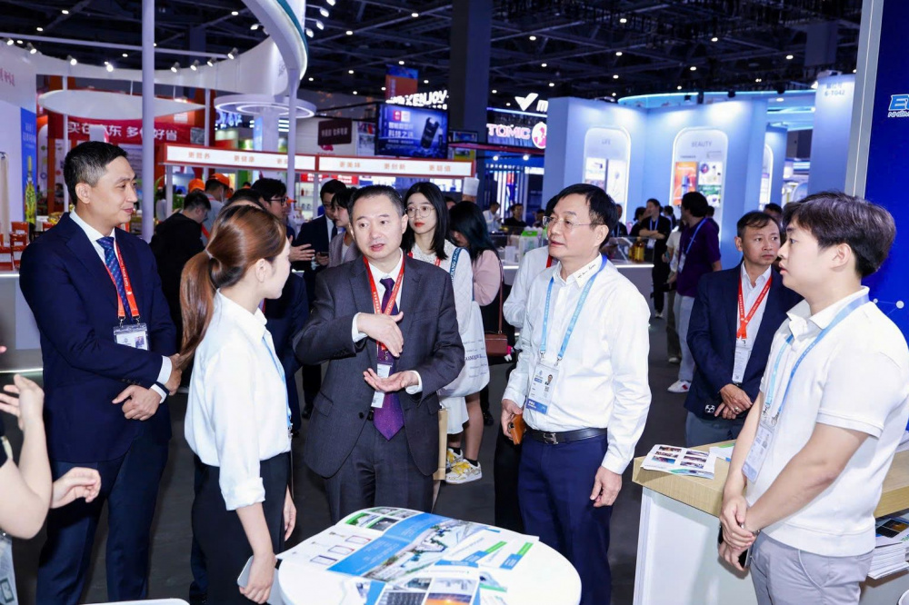 Khai trương Gian hàng Quốc gia Việt Nam tại Nhà cái cá cược cá độ uy tín Nổ hũ, Bắn Cá và Game Bài Cwin.com Thương mại điện tử toàn cầu lần thứ 3