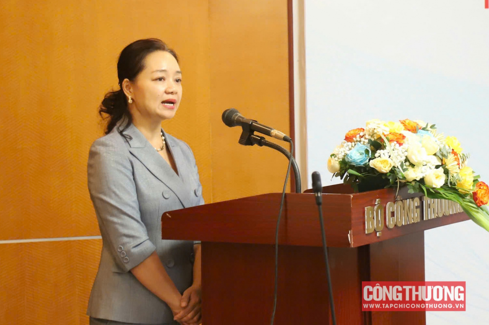 Bà Nguyễn Thị Lâm Giang