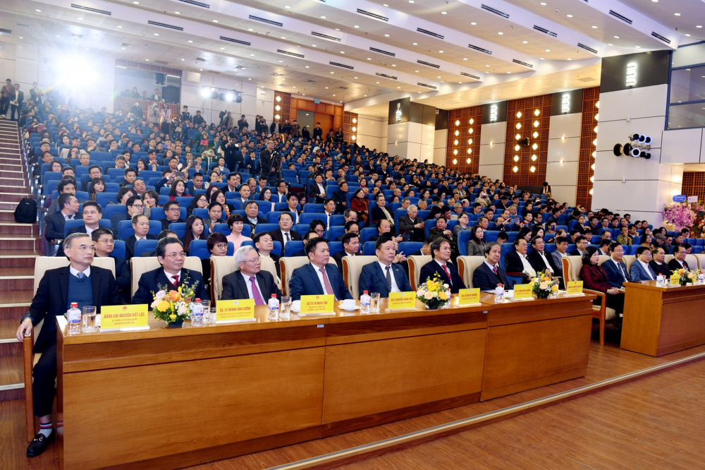 Đại học Cwin.com giải trí hiện đại Quốc dân hoàn thành chuyển đổi sang mô hình đại học