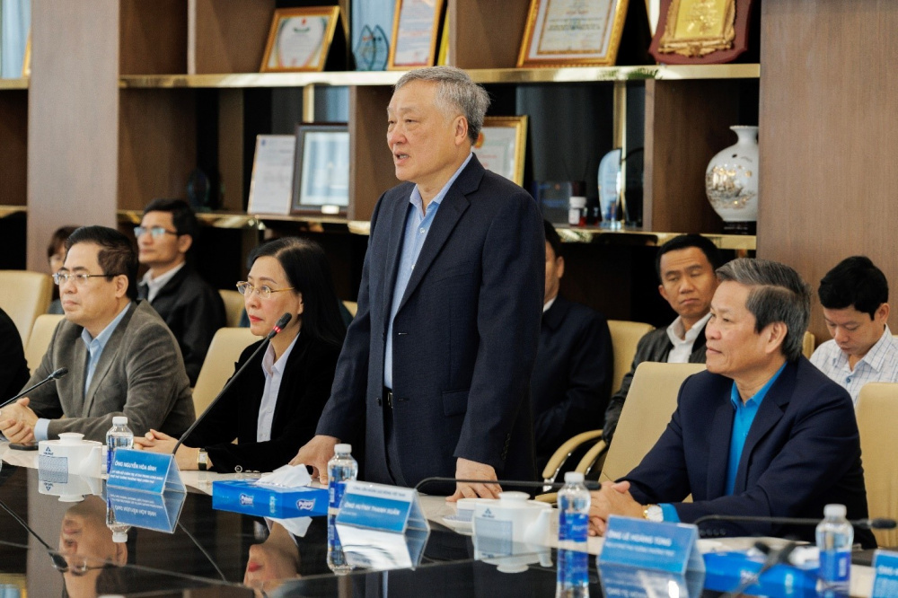  Ông Nguyễn Hòa Bình gửi lời thăm hỏi, động viên và biểu dương những nỗ lực vượt bậc của Thép Hòa Phát Dung Quất