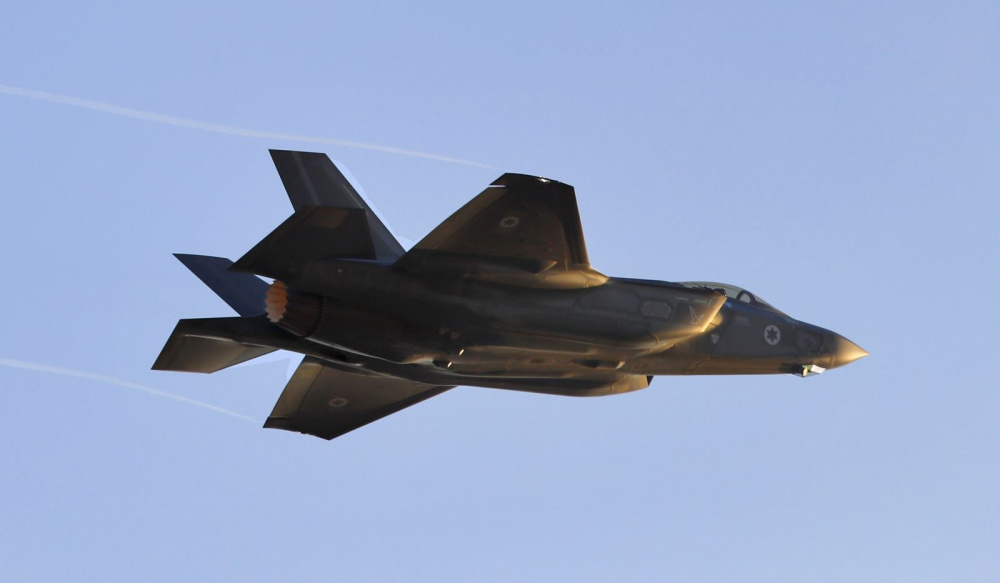Máy bay chiến đấu F-35.