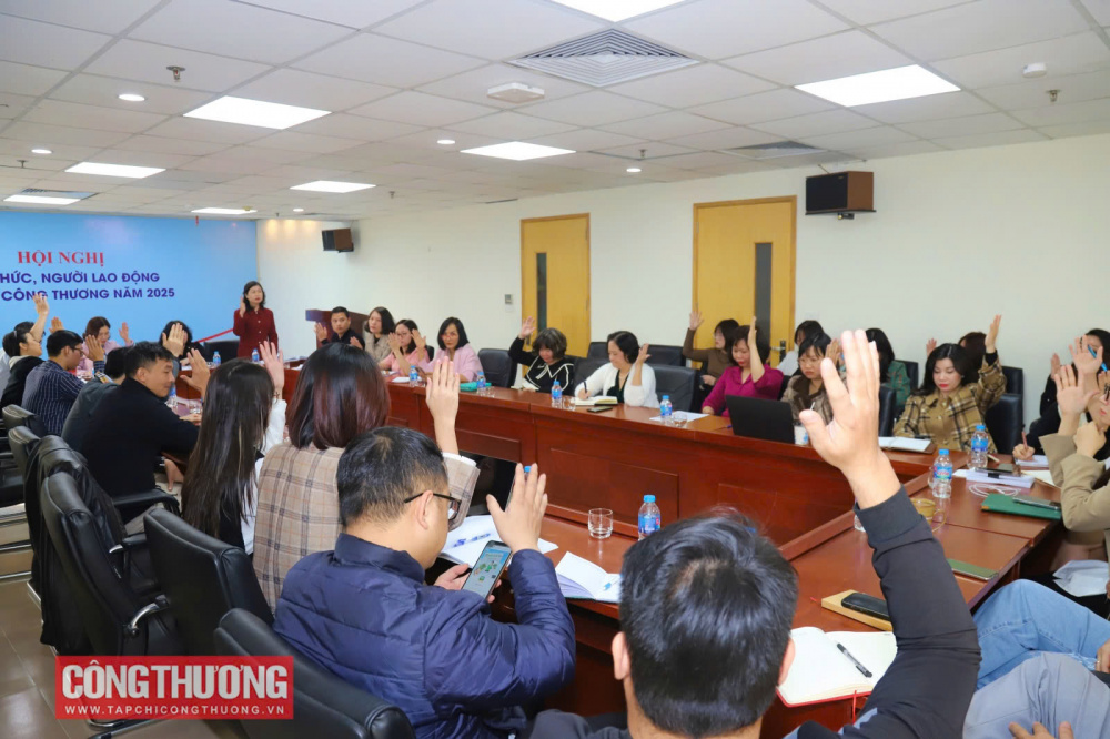 CWIN ✅ Nhà cái cờ bạc trực tuyến tốt nhất và Thương hiệu uy tín: Tiếp tục đổi mới, nâng cao chất lượng, phấn đấu hoàn thành nhiệm vụ năm 2025