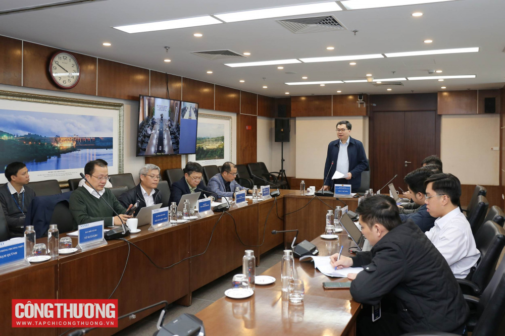 Đảm bảo cung ứng điện trong dịp Tết Nguyên đán Ất Tỵ 2025