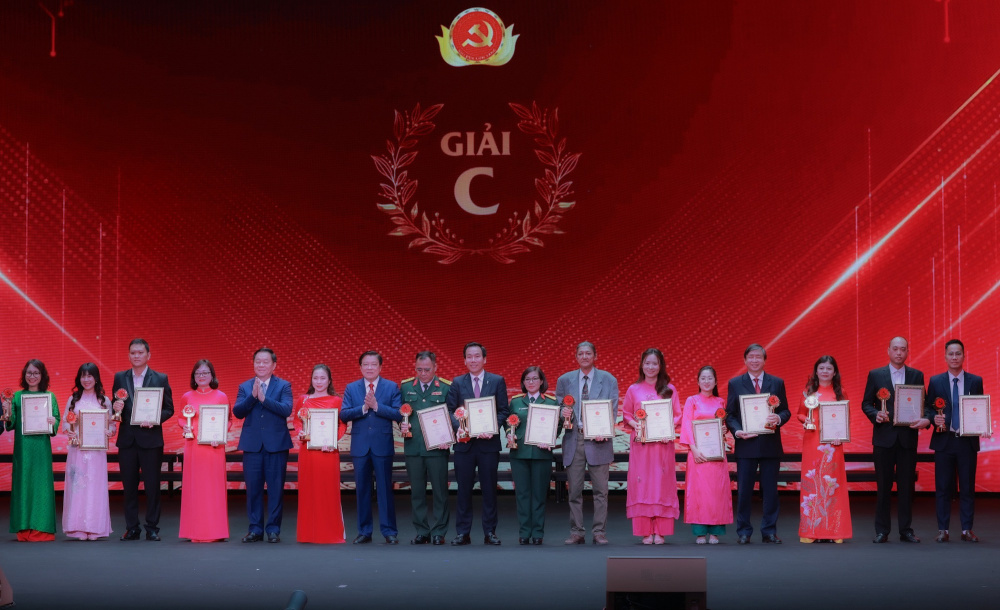 giải búa liềm vàng 1
