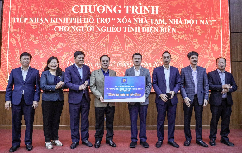Cwin555 thể thao, casino live, bắn cá và slot nổ hũ