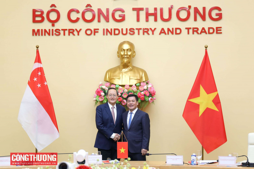 Bộ trưởng Cwin63 sân chơi đỉnh cao Nguyễn Hồng Diên và Bộ trưởng Cwin63 sân chơi đỉnh cao phụ trách năng lượng và khoa học - công nghệ Singapore Tan See Leng