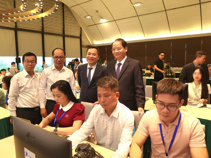trung tâm báo chí