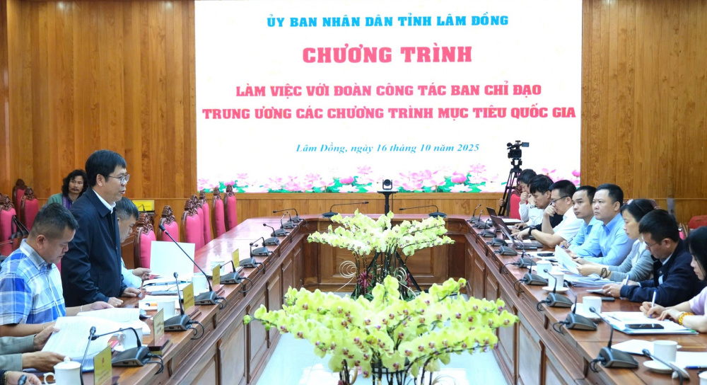 Đại diện lãnh đạo Sở Dân tộc và Tôn giáo Lâm Đồng phát biểu