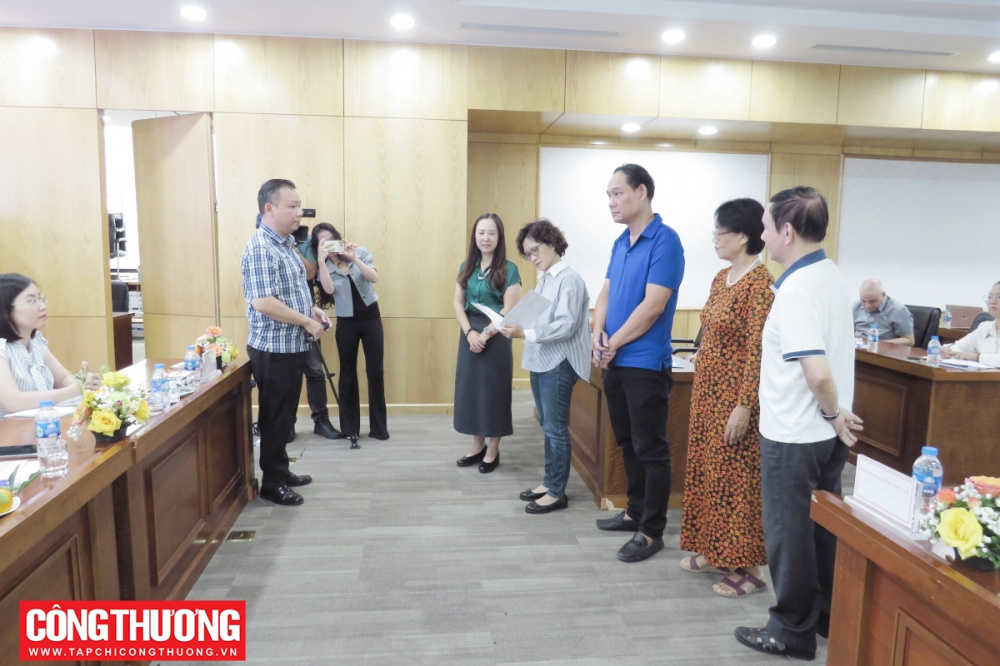 phân giao Cwin com sòng bạc trực tuyến đường