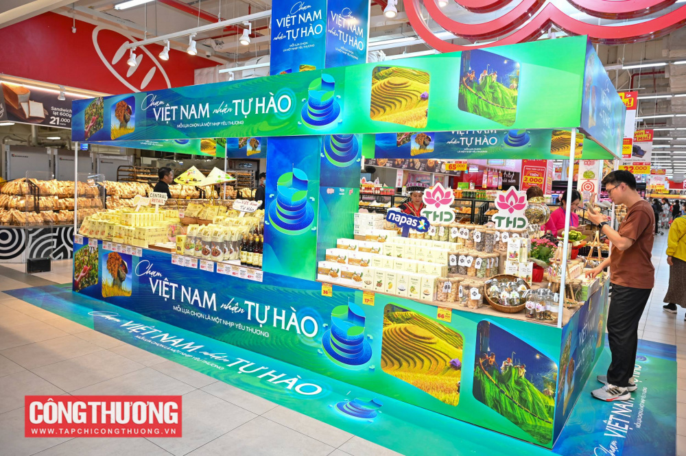 Central Retail Việt Nam và Napas ký kết hợp tác quảng bá hàng Việt