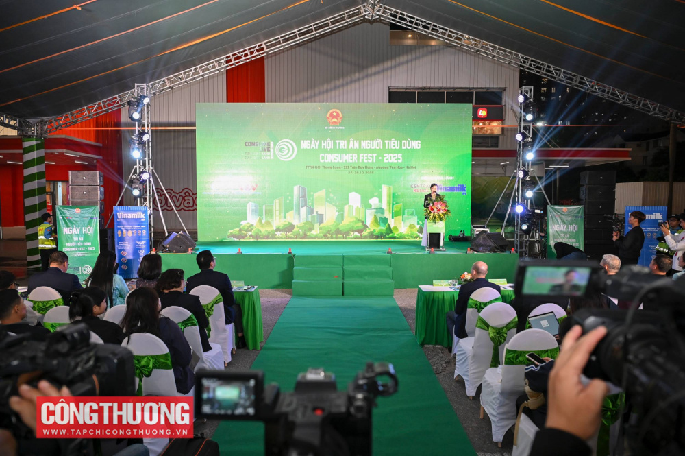 Khai mạc Chương trình Ngày hội tri ân người M.Cwin800.com thể thao, casino live, bắn cá và slot nổ hũ - Consumer Fest 2025