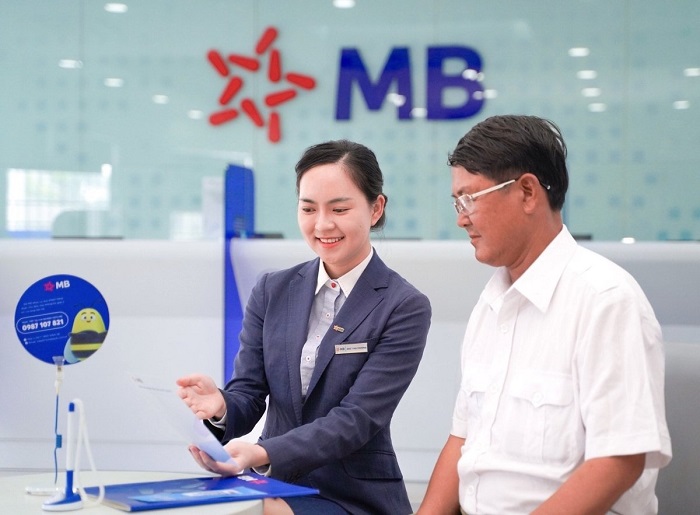 Cwin4555 link đăng ký đăng nhập MB M.Cwin800.com Nổ hũ, Bắn Cá và Game Bài bền vững, kiểm soát rủi ro hiệu quả, dẫn đầu chuyển đổi số toàn diện. Ảnh: MB.