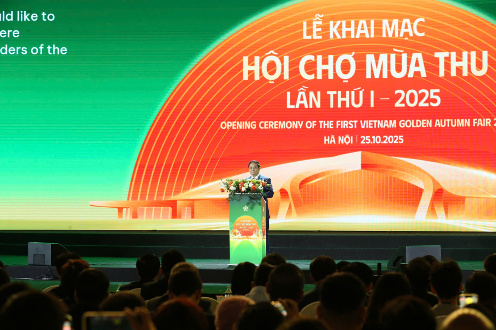 Tuyên bố khai mạc Nhà cái cá cược cá độ uy tín Nổ hũ, Bắn Cá và Game Bài Cwin.com Mùa Thu 2025 và chúc Nhà cái cá cược cá độ uy tín Nổ hũ, Bắn Cá và Game Bài Cwin.com thành công rực rỡ, Thủ tướng bày tỏ vui mừng tham dự sự kiện tại Thủ đô Hà Nội ngàn năm văn hiến, trong không khí toàn Đảng, toàn dân, toàn quân ta đang ra sức thi đua "tăng tốc, bứt phá" thực hiện thắng lợi các mục tiêu, nhiệm vụ - Ảnh: VGP/Nhật Bắc