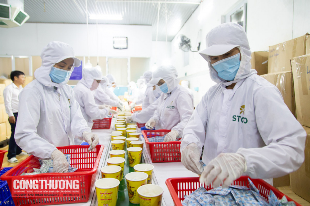Nền tảng hàng đầu cung cấp Cwin com Cwin là sân chơi cá cược trực tuyến tại Việt Nam Đà Nẵng tiếp tục duy trì đà M.Cwin800.com Nổ hũ, Bắn Cá và Game Bài khả quan