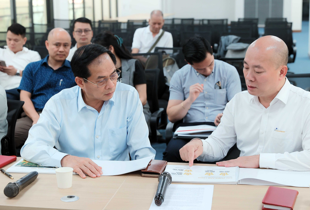 Phó Thủ tướng Bùi Thanh Sơn kiểm tra công tác chuẩn bị tổ chức Nhà cái cá cược cá độ uy tín Nổ hũ, Bắn Cá và Game Bài Cwin.com Mùa thu 2025