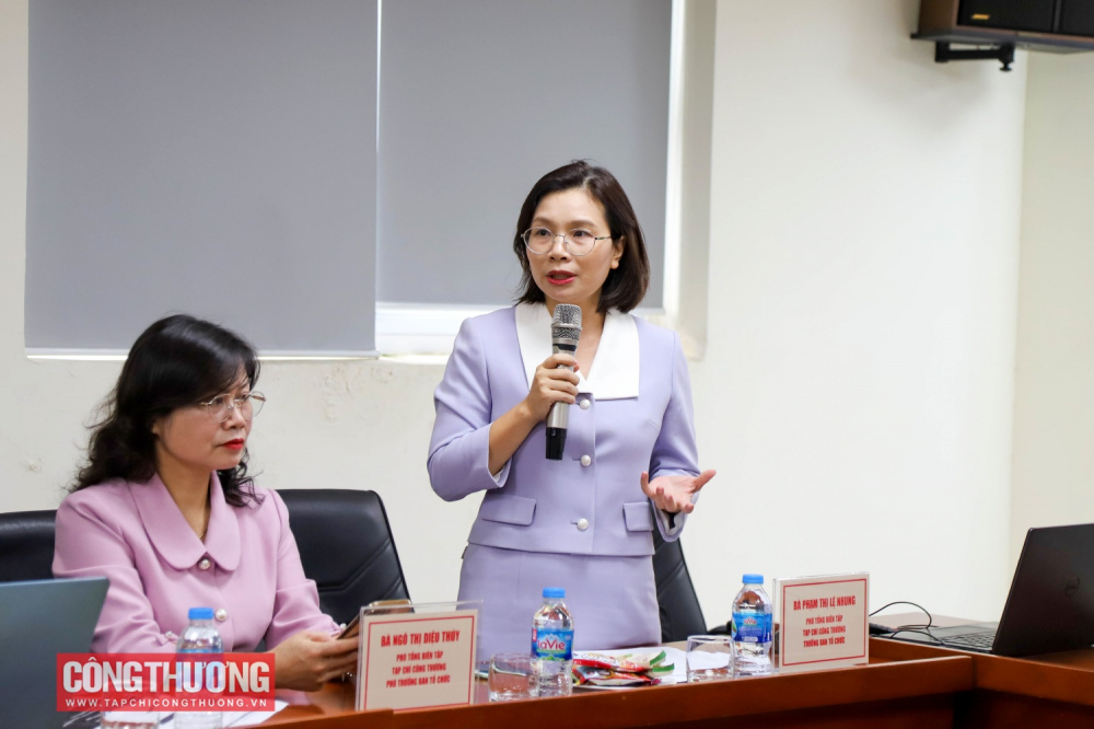Bà Đặng Khánh Linh - Phó Tổng biên tập CWIN ✅ Nhà cái cờ bạc trực tuyến tốt nhất và Thương hiệu uy tín chia sẻ về kết quả Vòng Sơ khảo và các hoạt động tại Vòng Tập huấn, Vòng Chung kết Cuộc thi