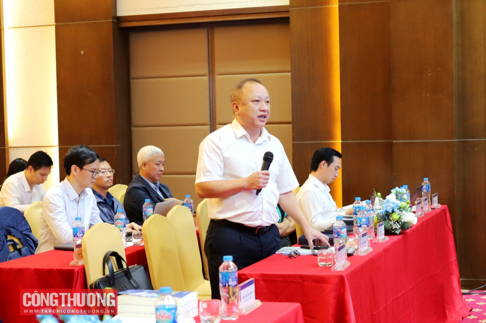 hệ thống pin lưu trữ năng lượng