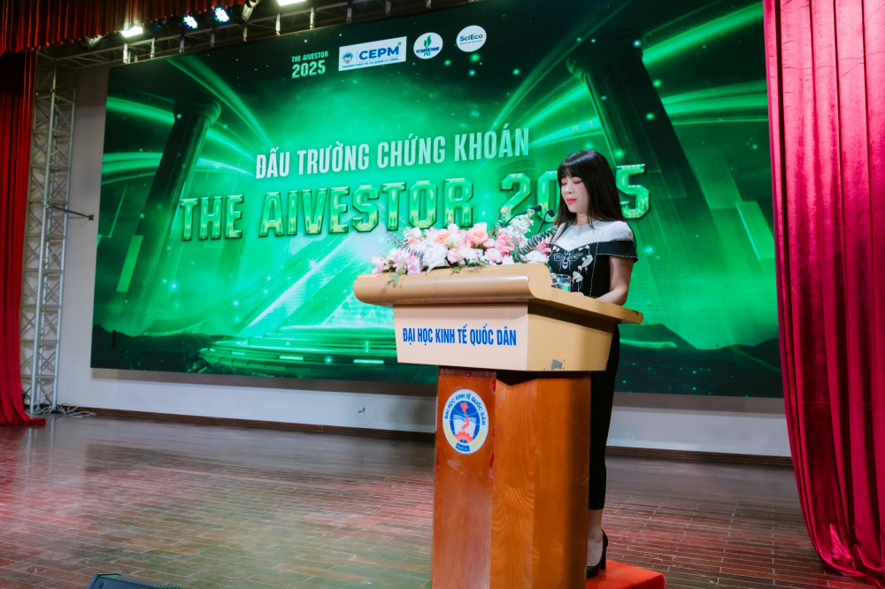 Bà Phan Quỳnh Nga - Giám đốc Chứng khoán PSI