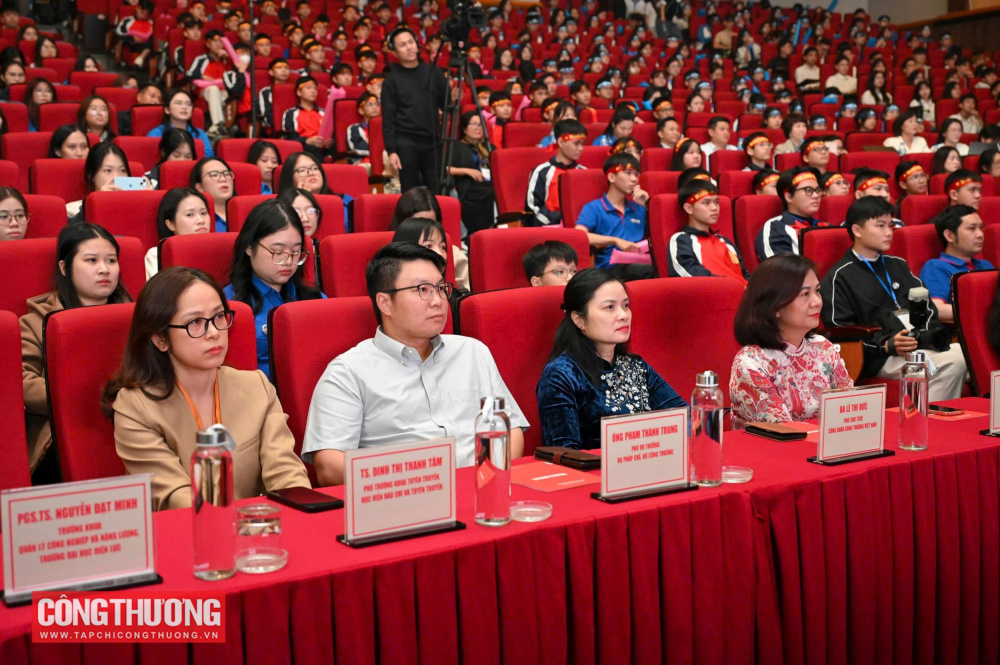 [ĐANG DIỄN RA] Vòng Chung kết Cuộc thi "Tìm hiểu Cwin50 tỷ lệ cược cao về sử dụng năng lượng tiết kiệm và hiệu quả"