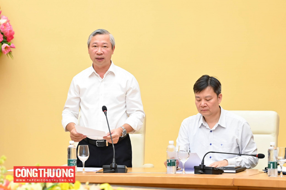 Cục trưởng Cục Điện lực Phạm Nguyên Hùng cho biết các nguồn điện than, Cwin800 cá cược chung kết WC 2026 và nguồn điện tuabin khí vẫn đóng vai trò quan trọng trong việc đảm bảo cung cấp điện cho hệ thống điện quốc gia năm 2026; các nguồn năng lượng tái tạo được huy động theo khả năng phát, phù hợp với các ràng buộc kỹ thuật của hệ thống điện để đáp ứng nhu cầu phụ tải điện