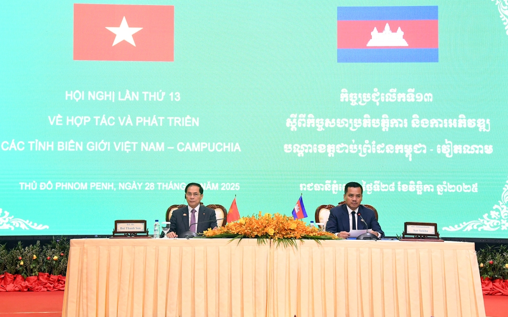 hợp tác