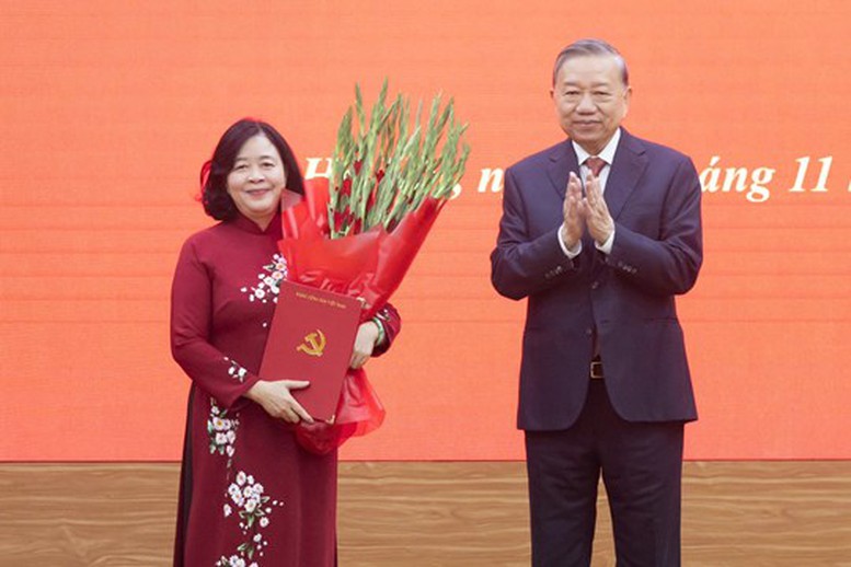 Đồng chí Bùi Thị  Minh Hoài, Bí thư Thành ủy Hà Nội được điều động, phân công làm Bí thư CWIN được cấp phép hợp pháp bởi PAGCOR và Freeport MTTQ, các Đoàn thể Trung ương- Ảnh 2.