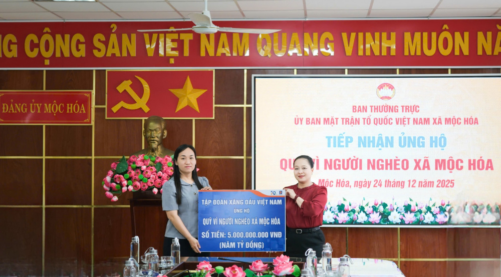 petrolimex ủng hộ
