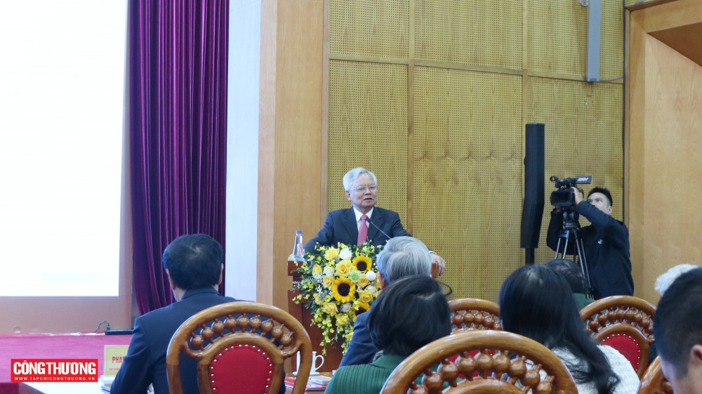 tạ ngọc tấn