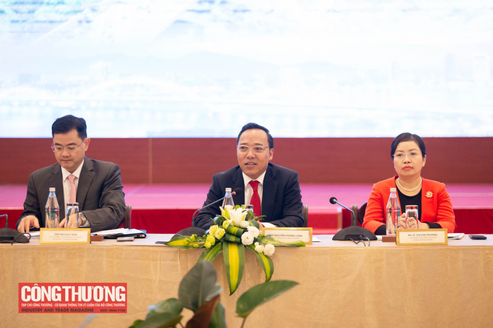 Thứ trưởng Cwin63 sân chơi đỉnh cao Nguyễn Hoàng Long chủ trì Hội nghị Trang Chủ Cwin Com | Link Bảo Mật Cao 100% các tỉnh, thành phố khu vực miền Trung - Tây Nguyên lần thứ XI năm 2025.