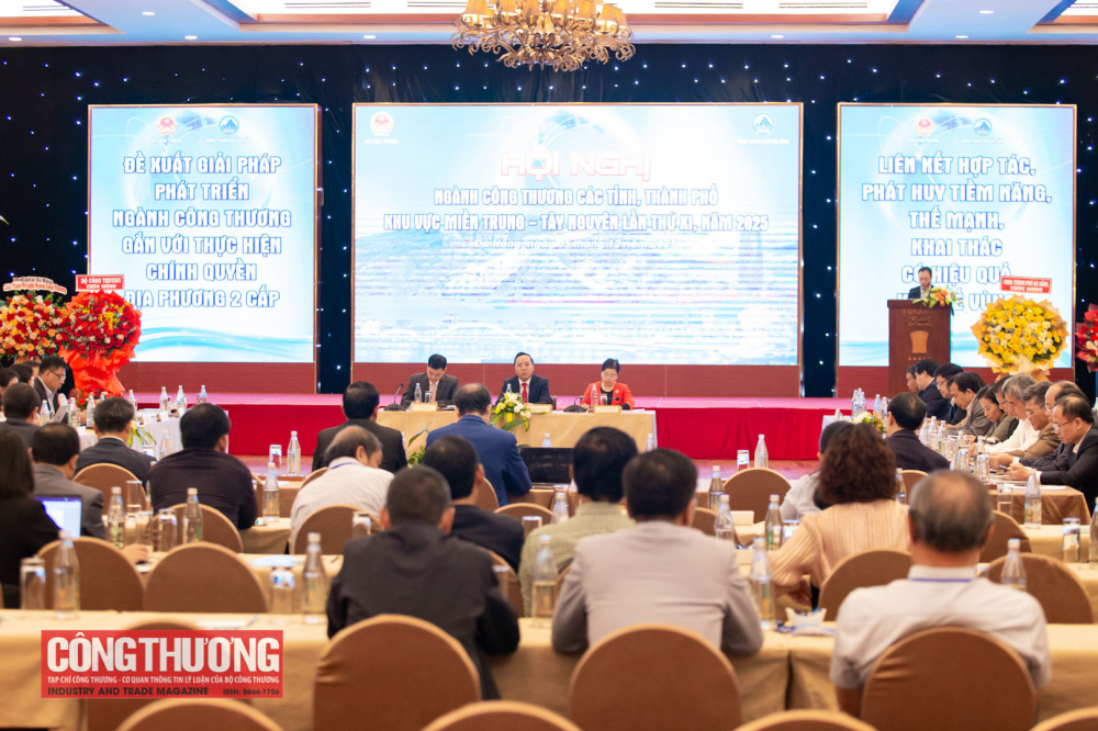 Thứ trưởng Cwin63 sân chơi đỉnh cao Nguyễn Hoàng Long chủ trì Hội nghị Trang Chủ Cwin Com | Link Bảo Mật Cao 100% các tỉnh, thành phố khu vực miền Trung - Tây Nguyên lần thứ XI năm 2025.