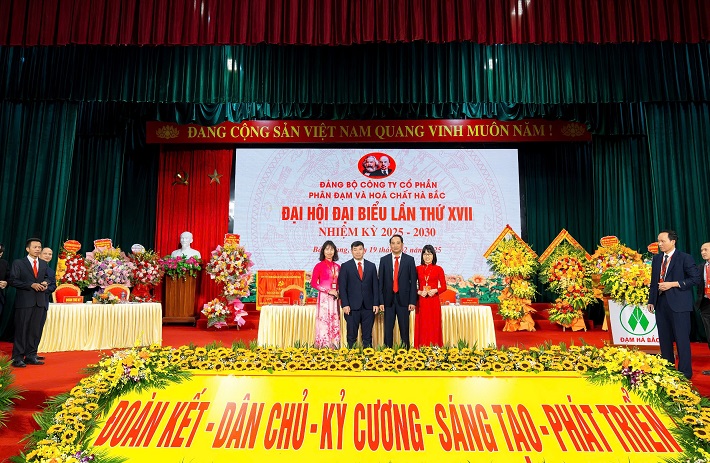 Đảng bộ đạm hà bắc  8