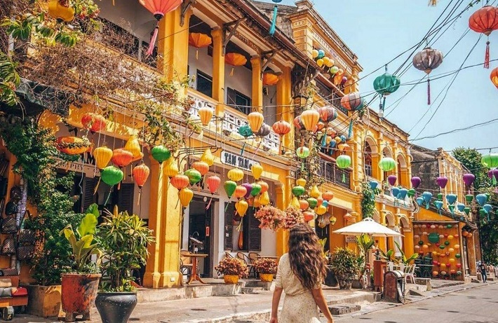 phát triển du lịch