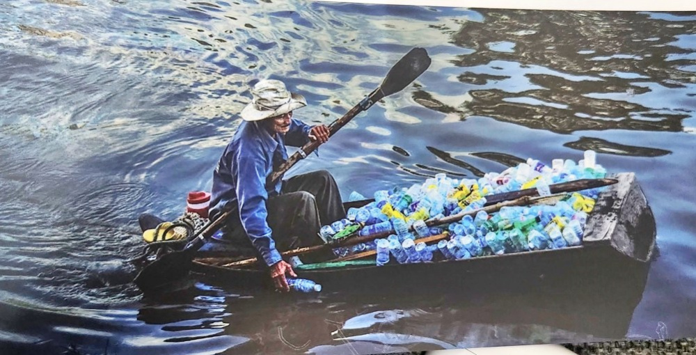 Hình ảnh về ô nhiễm nhựa