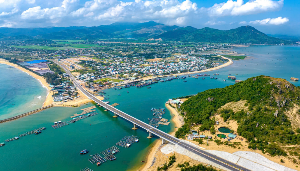 đường ven biển Bình Định