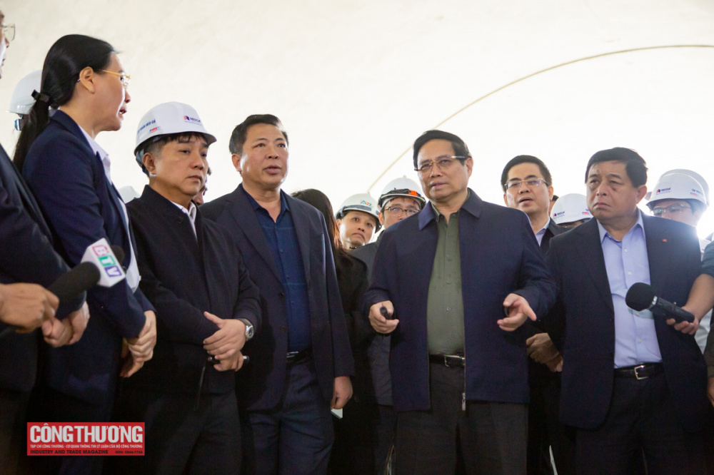 Thủ tướng chỉ đạo địa phương tập trung giải quyết dứt điểm các vướng mắc, sớm hoàn thành giải phóng mặt bằng