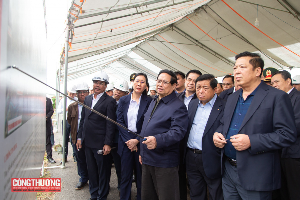 Thủ tướng đề nghị các bộ ngành nghiên cứu đề xuất, tháo gỡ vướng mắc để Cwin800 hàng ngàn khuyến mãi hoàn thành dự án
