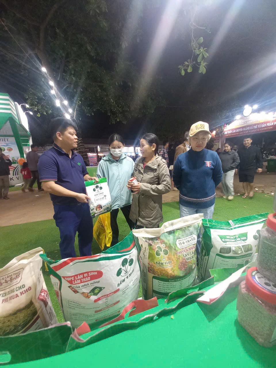 Supe Lâm Thao