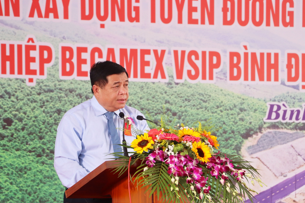 Phó Thủ tướng Nguyễn Chí Dũng