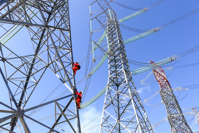 hi công kiểm tra thiết bị, Tải về ứng dụng CWIN05 ngay hôm nay bảo dưỡng đường dây 500kV Vĩnh Tân - Thuận Nam