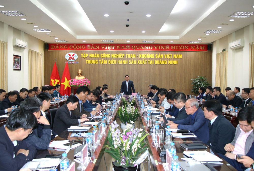 tkv Cwin800 hàng ngàn khuyến mãi