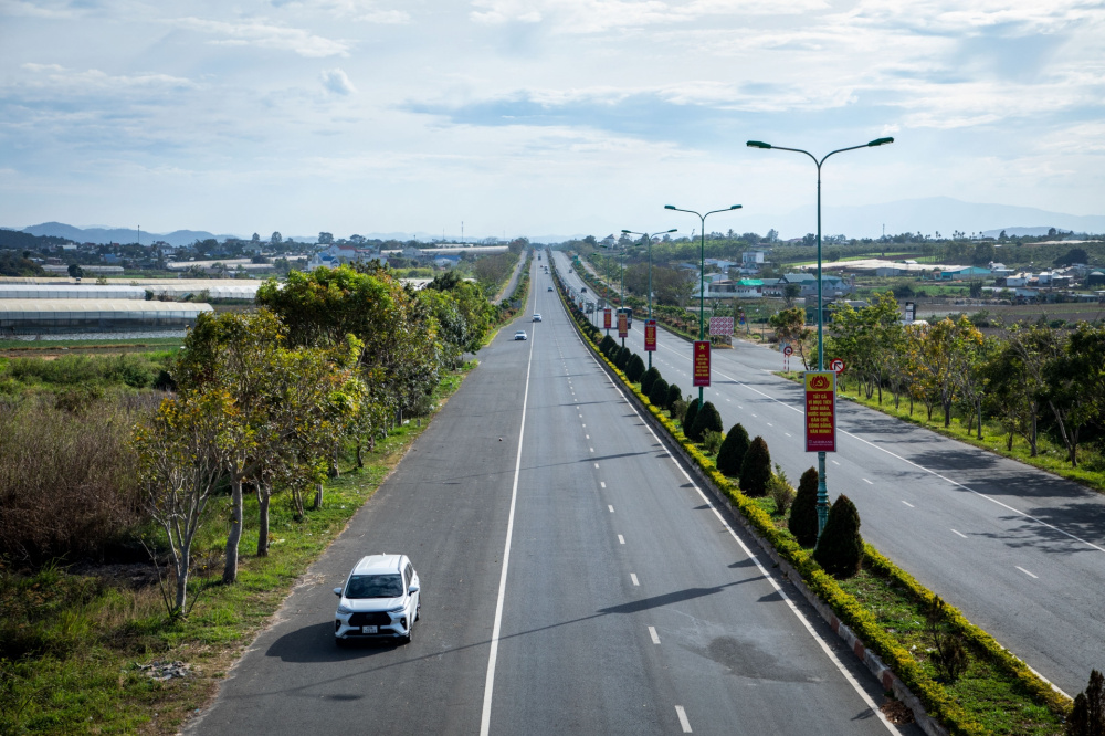 Tuyến cao tốc Liên Khương - Prenn