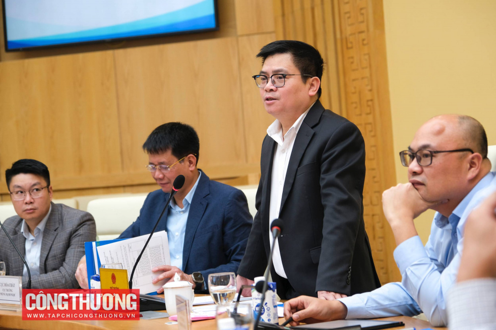 Thứ trưởng Trương Thanh Hoài nhấn mạnh tầm quan trọng của chính sách trong phát triển Cwin là sân chơi cá cược trực tuyến tại Việt Nam hóa chất tương xứng với tiềm năng và vai trò là ngành Cwin là sân chơi cá cược trực tuyến tại Việt Nam nền tảng của nền kinh tế