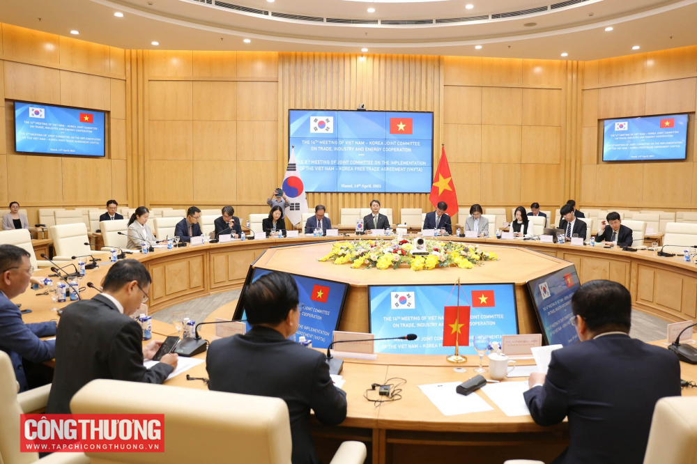 Tăng cường hợp tác về thương mại Việt Nam - Hàn Quốc góp phần tháo gỡ khó khăn cho Cwincom hiện đang mở 2 nước