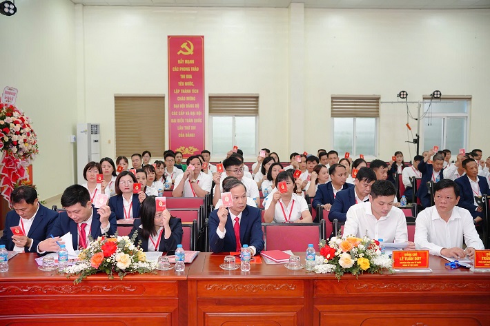 Đại biểu biểu quyết thông qua M.Cwin6622.com tỷ lệ kèo World Cup 2026 Đại hội