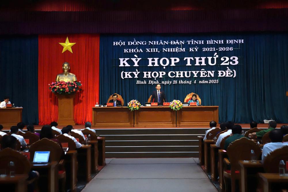 HĐND tỉnh Bình Định thống nhất thông qua chủ trương sắp xếp đơn vị hành chính tỉnh Gia Lai và tỉnh Bình Định
